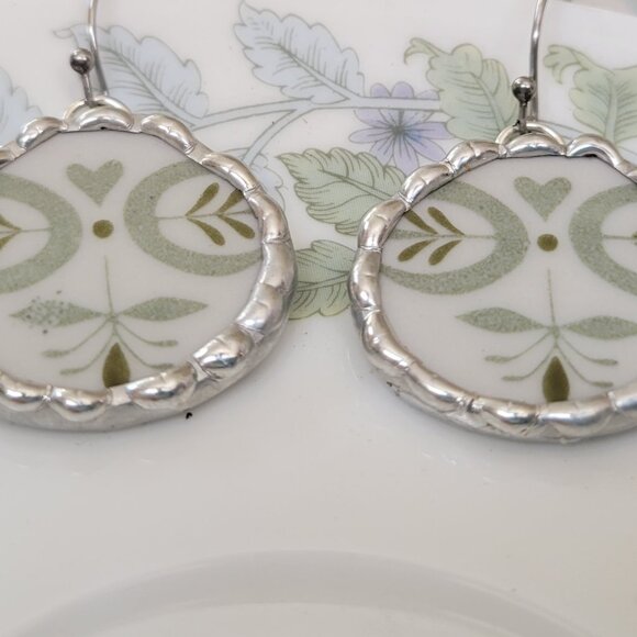 Franciscan Heritage Broken China Soldered Earrings - Picture 2 of 4